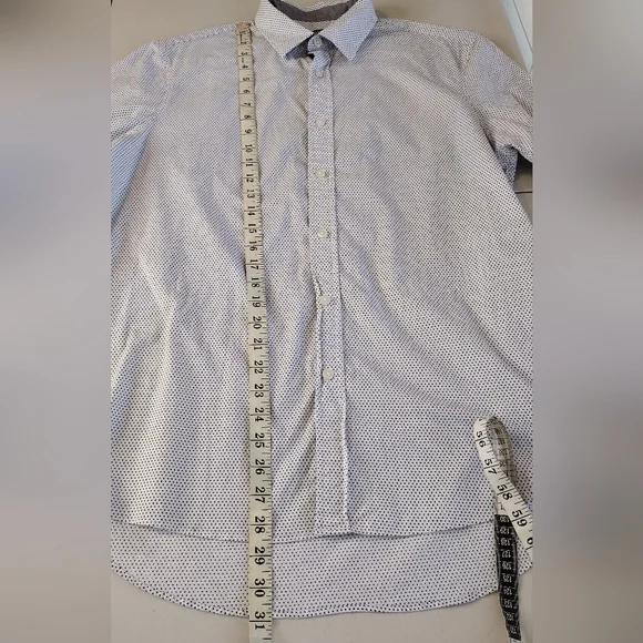 Michael Kors Men's Micro Polkadot Classic Fit Short Sleeve Button Down Shirt - Picture 10 of 13